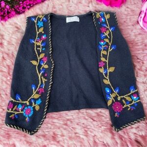VINTAGE 🌻 PETITE SOPHISTICATE vintage knit floral vest 🌸